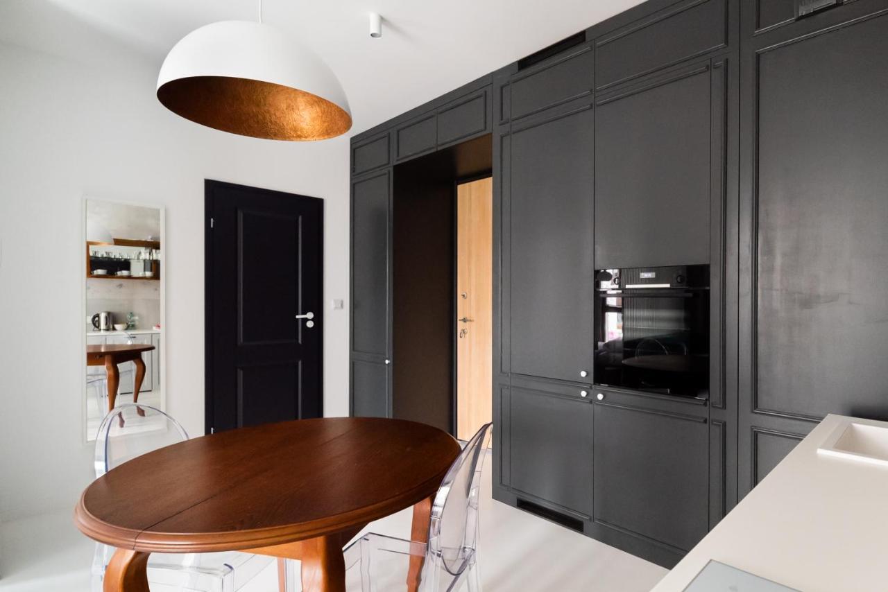 Wola Artistic Designer Apartment 华沙 外观 照片