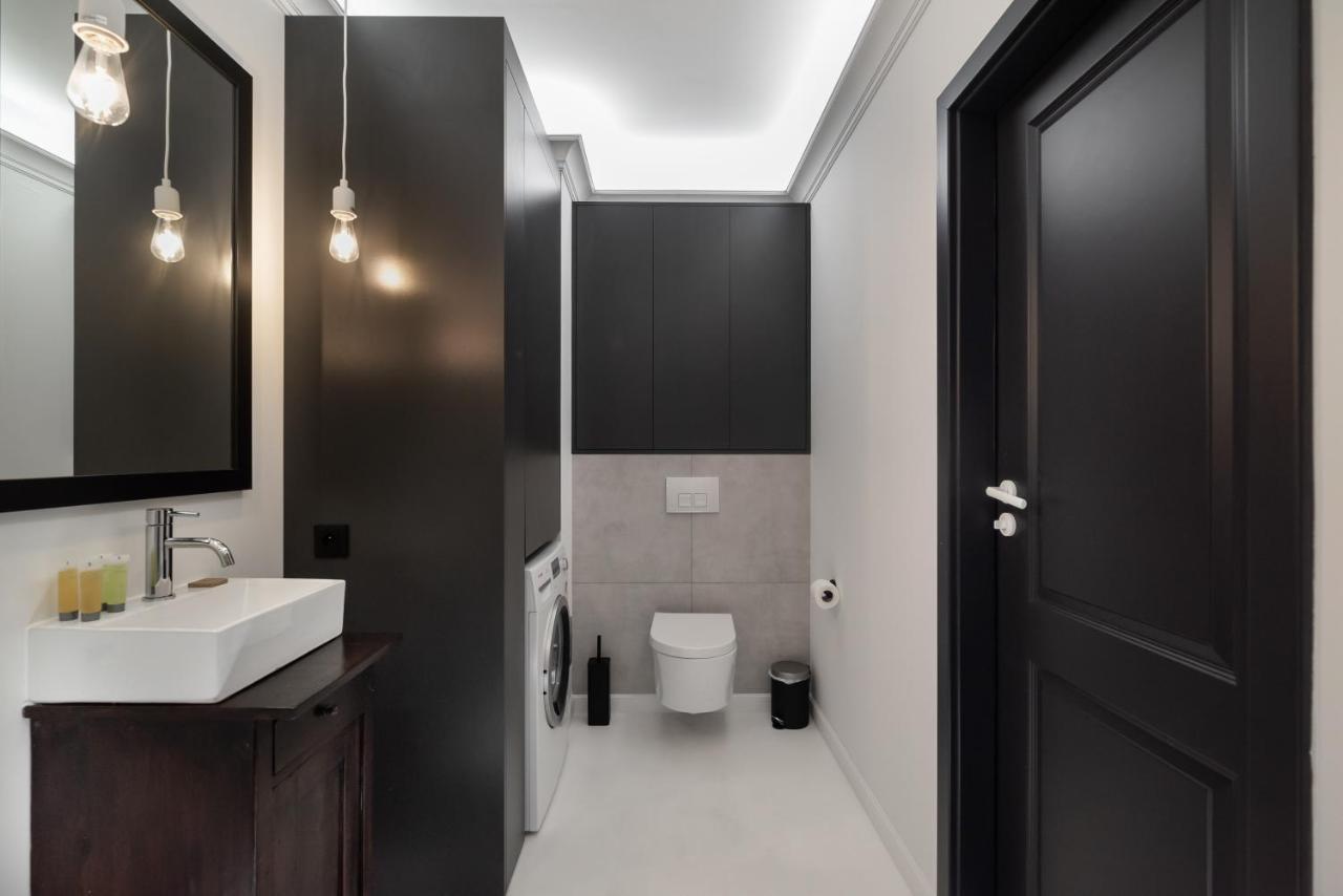 Wola Artistic Designer Apartment 华沙 外观 照片